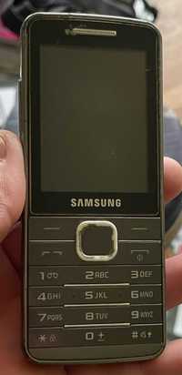 Telefon komorkowy Samsung GT-S5611