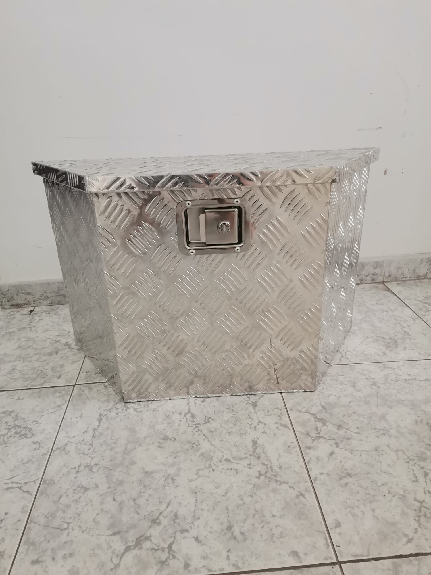 Baú de ferramentas/ Caixa de alumínio