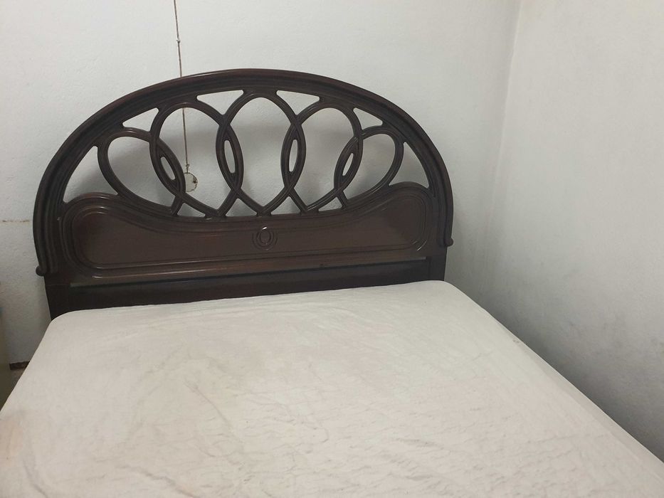 Cama e 2 mesas cabeceira Mogno