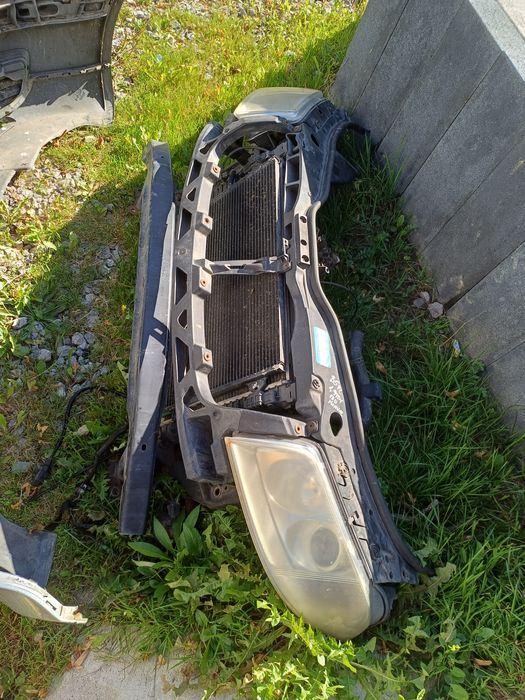 Przód maska VW Passat b5 FL Srebrny LA7W