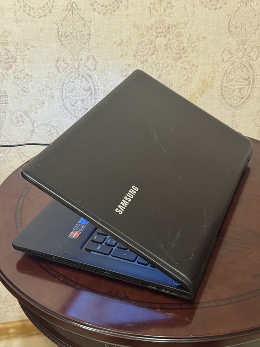 Большой ноутбук Samsung 350E i5 2th HDD 320GB