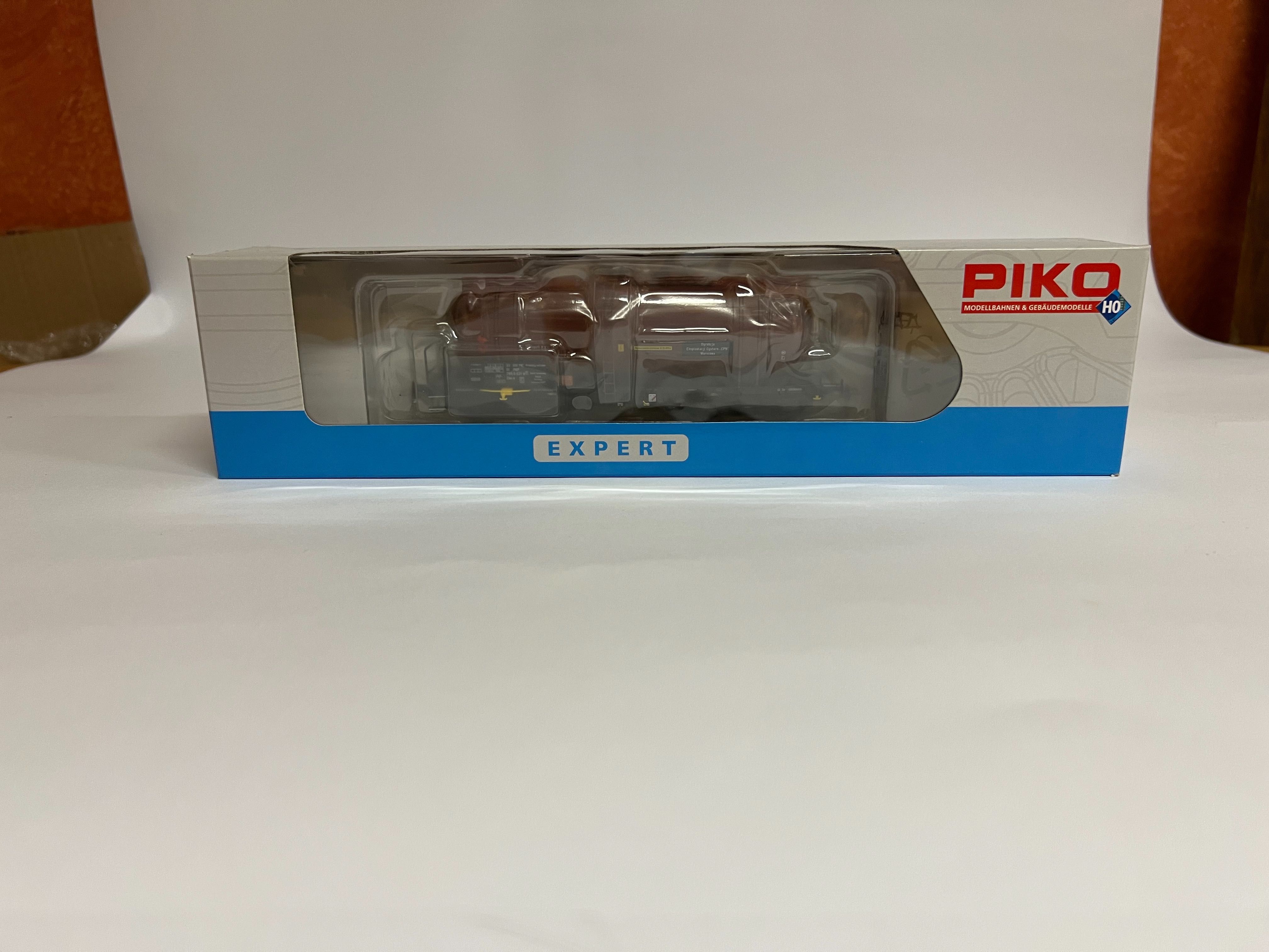 Wagon towarowy cysterna typ 406R (Zas-x) PKP CPN, PIKO 58454, epoka IV