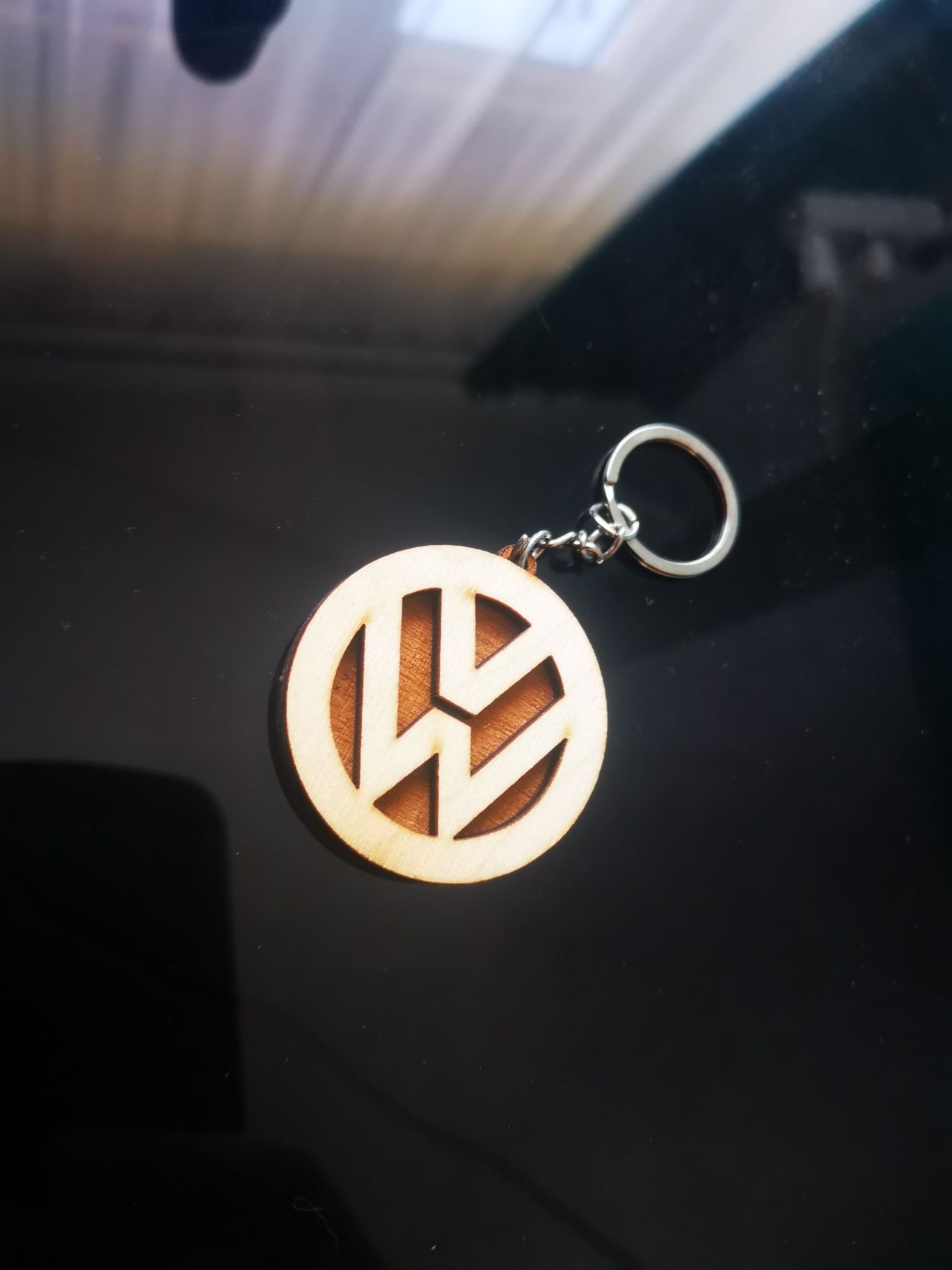 Bryloczek drewniany VW
