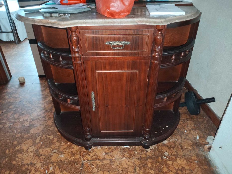 Móvel aparador clássico