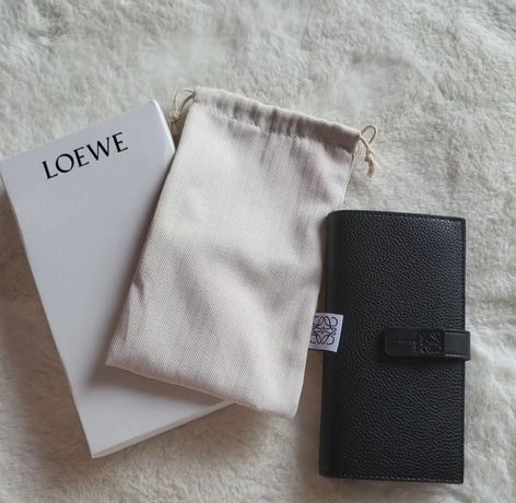 Кошелёк Loewe, чёрный, кожа, бренд.
