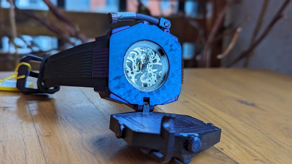 Nowy Zegarek automatyczny - kwarcowy Skeleton Invicta Akula 35300