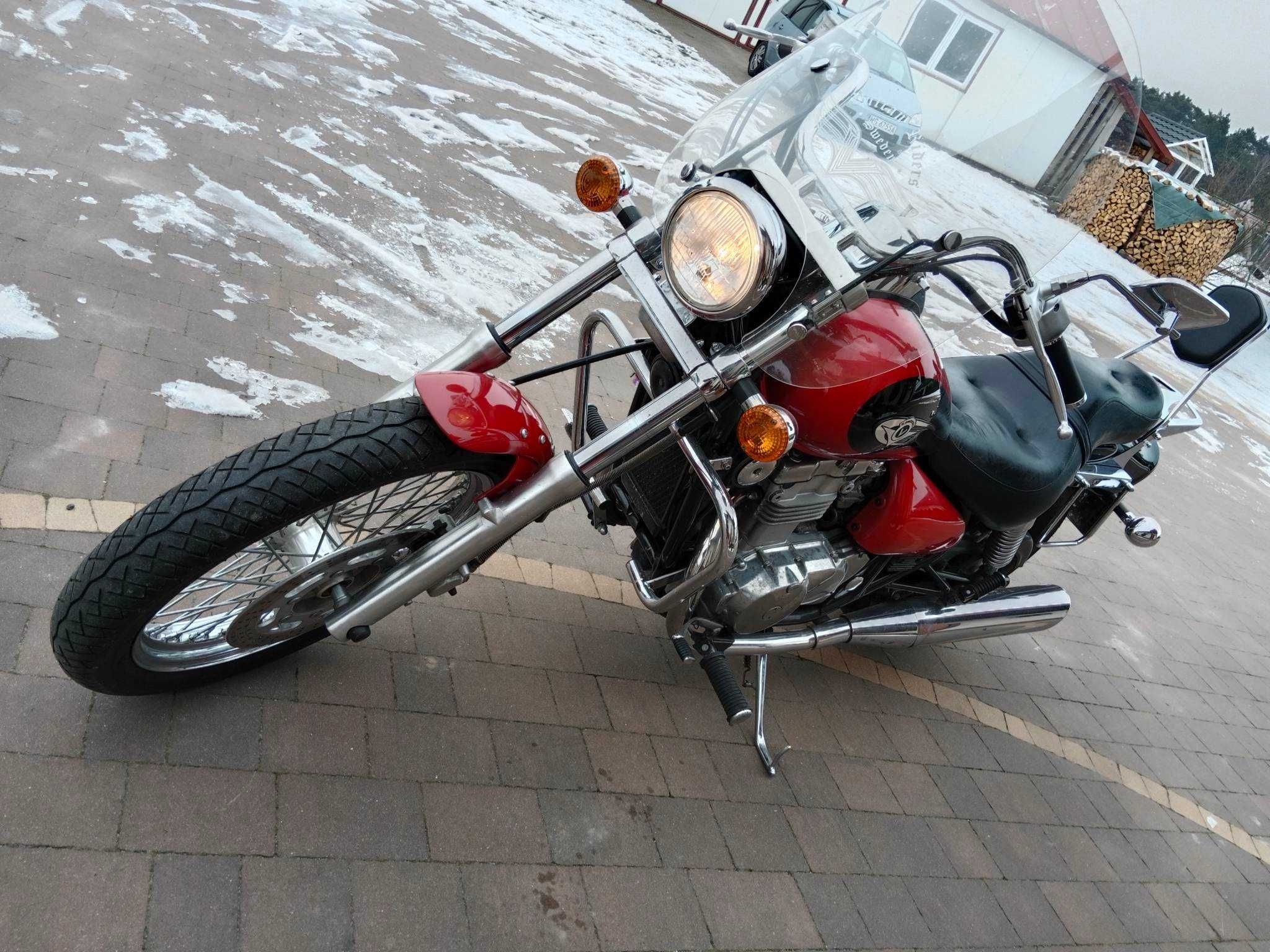 Kawasaki Vulcan 500 chopper