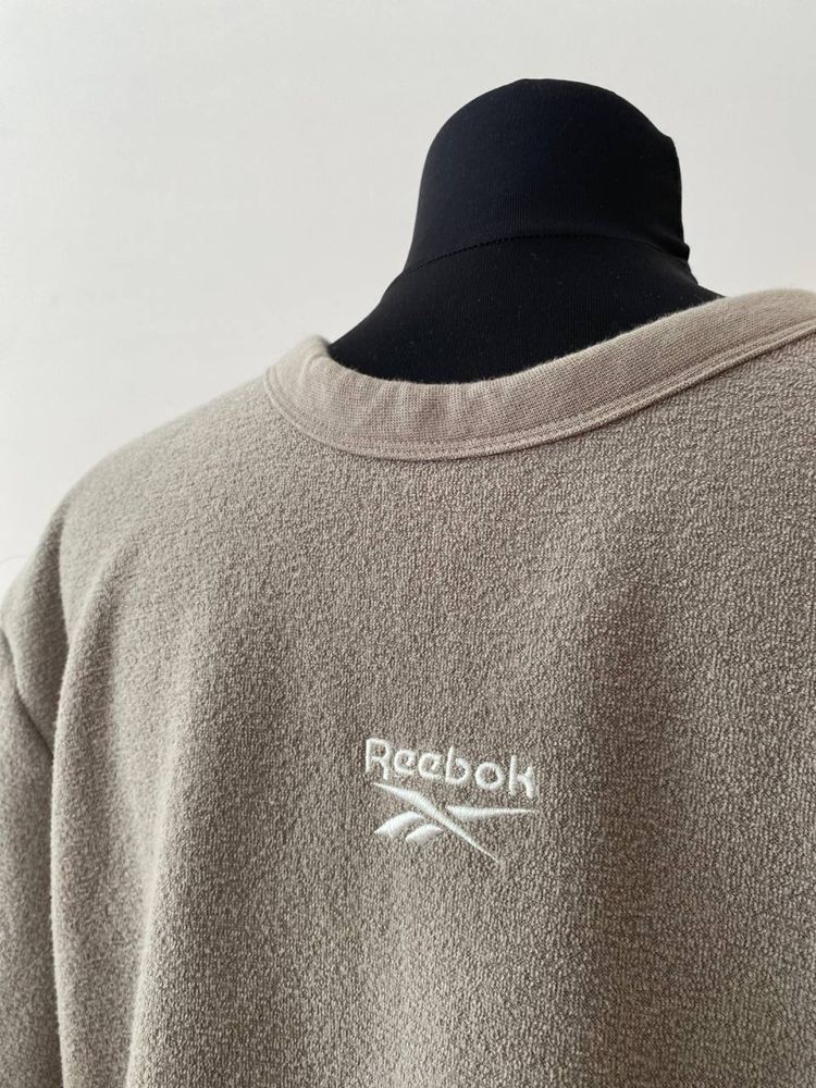 Футболка Reebok (плюшевая)