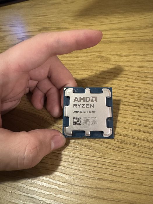 процесор Ryzen 7 8700F
