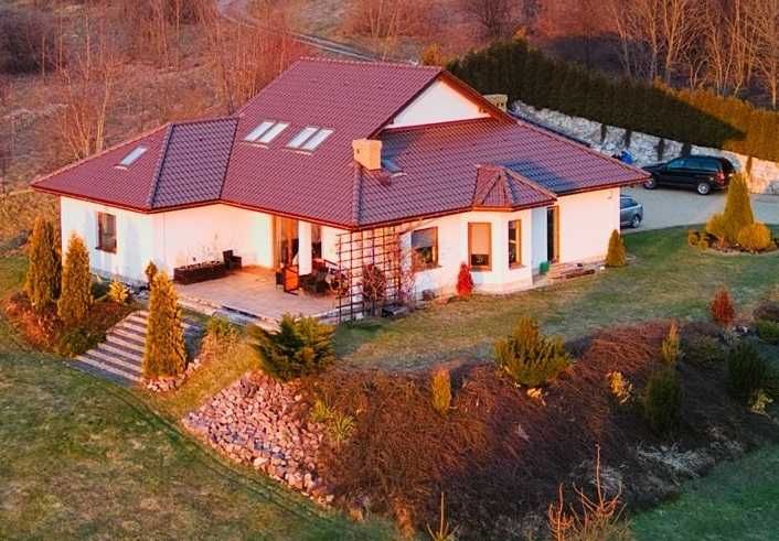 REZERWACJA!!! Dom na wzgórzu z dużą działką i super widokami!!!