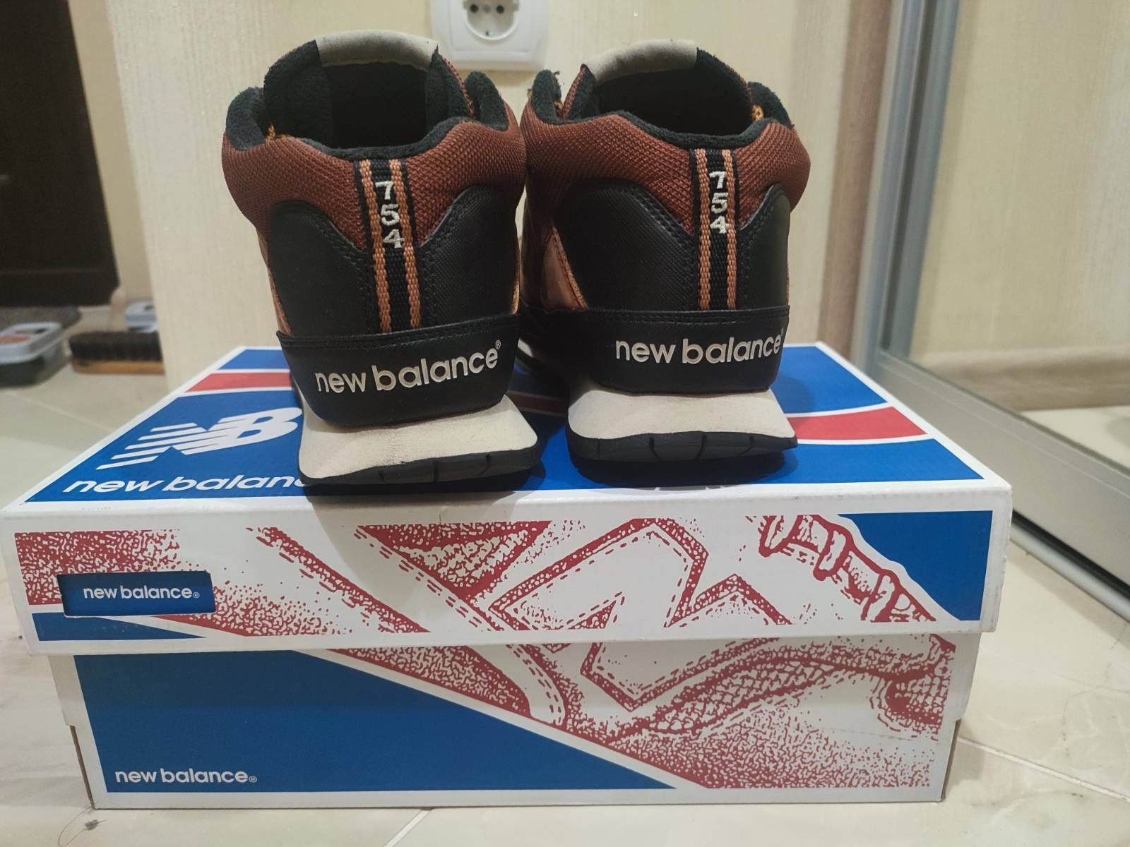 Кожаные ботинки New Balance