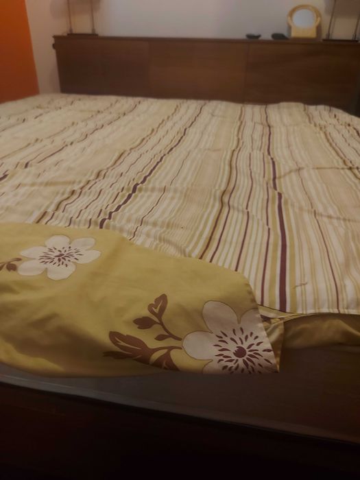 cama,cabeçeira , estrado e colchão