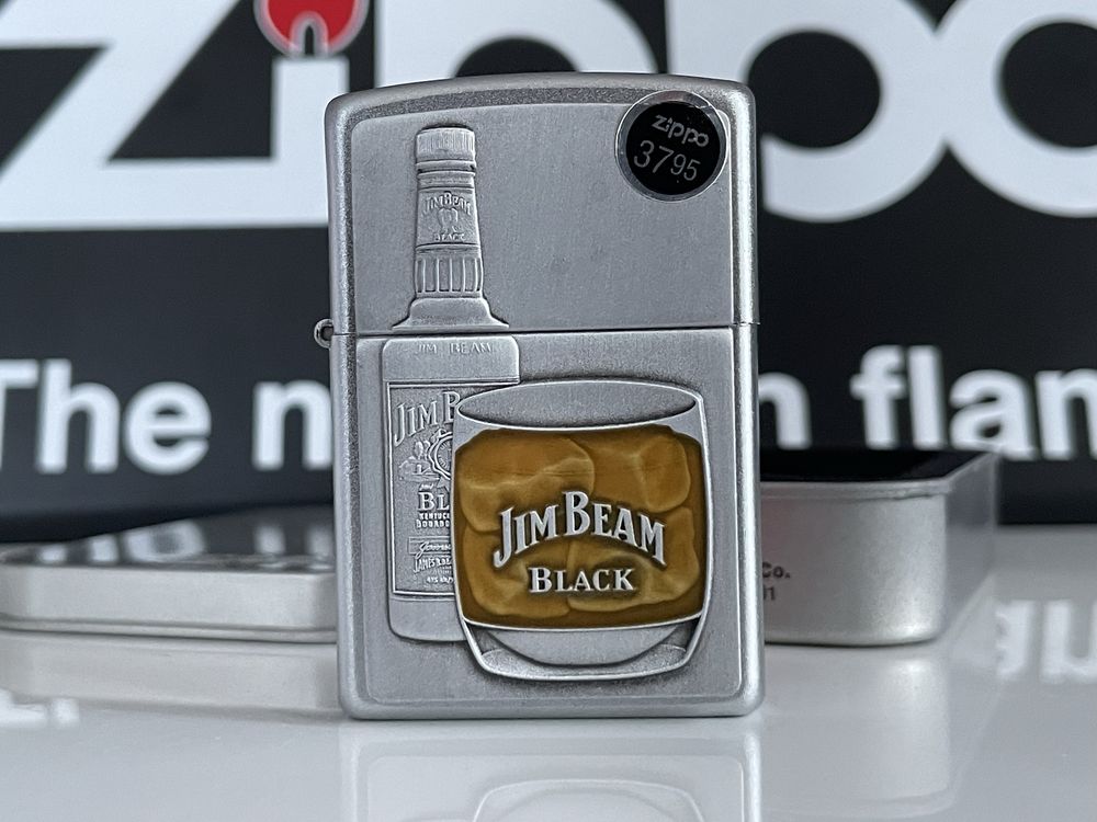 Zapalniczka Zippo 2006 Jim Beam Bottle Emblem, satynowany chrom, NOWA