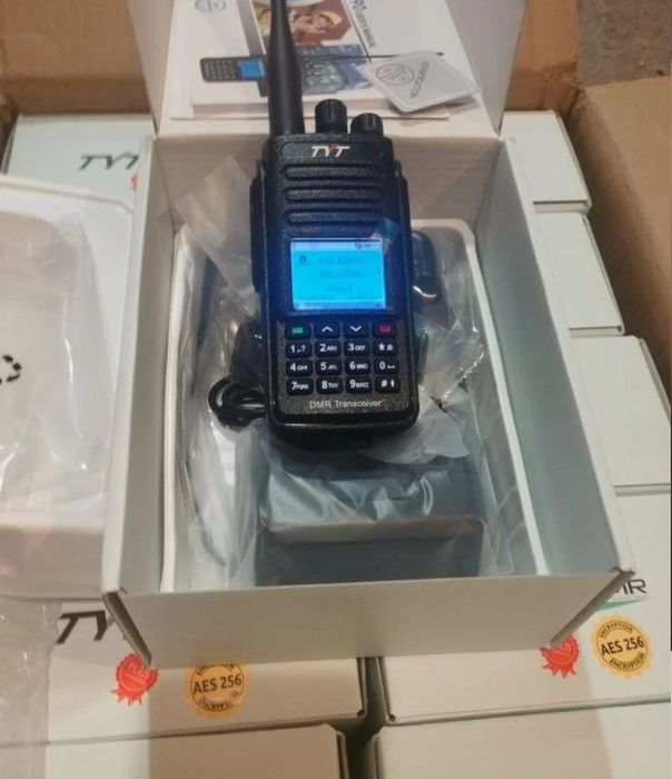Радіостанція TYT MD-UV390