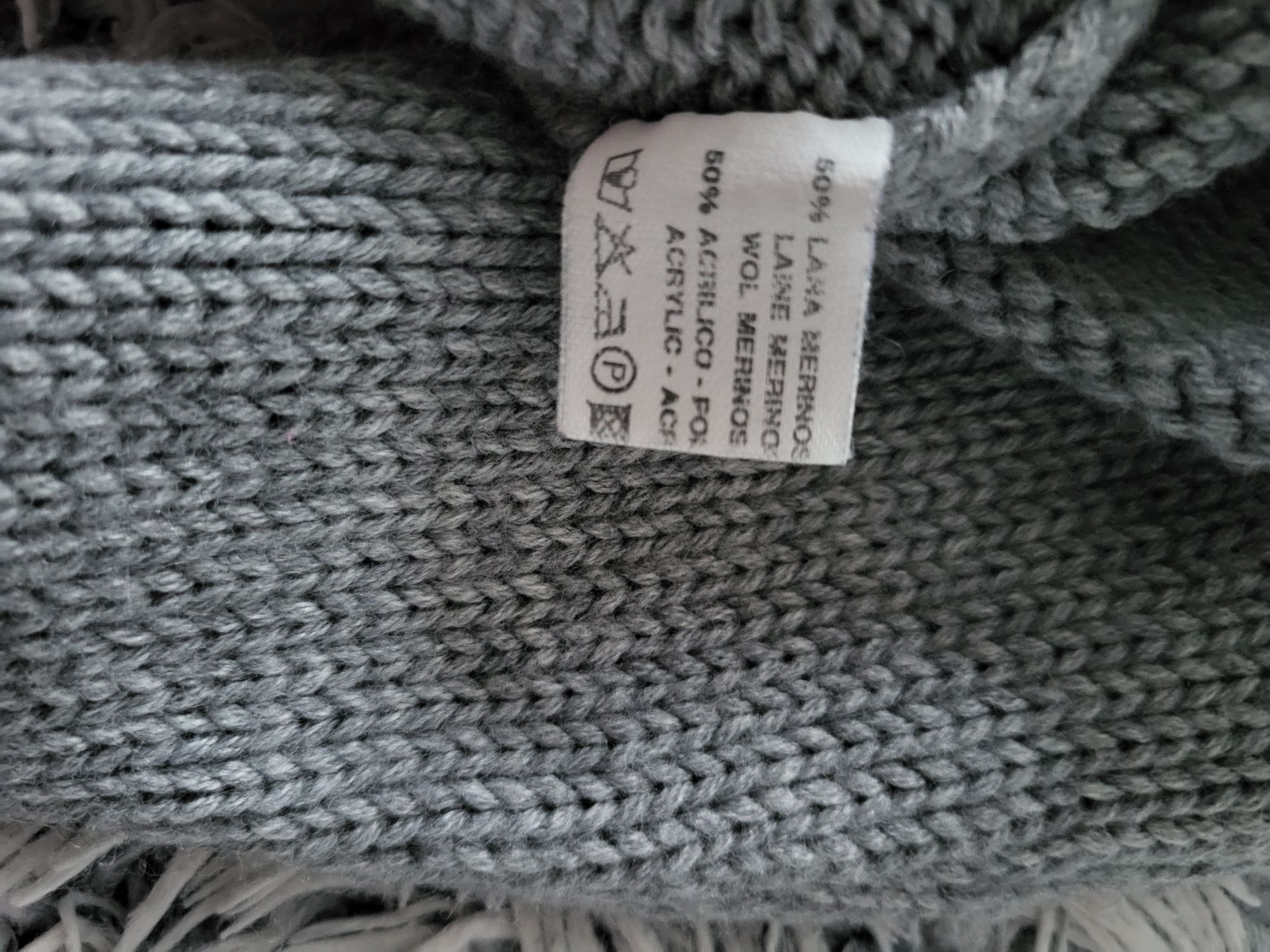 Ciepły sweter damski. Made in Italy. 50% włóczka lana merino. Rozm. L.