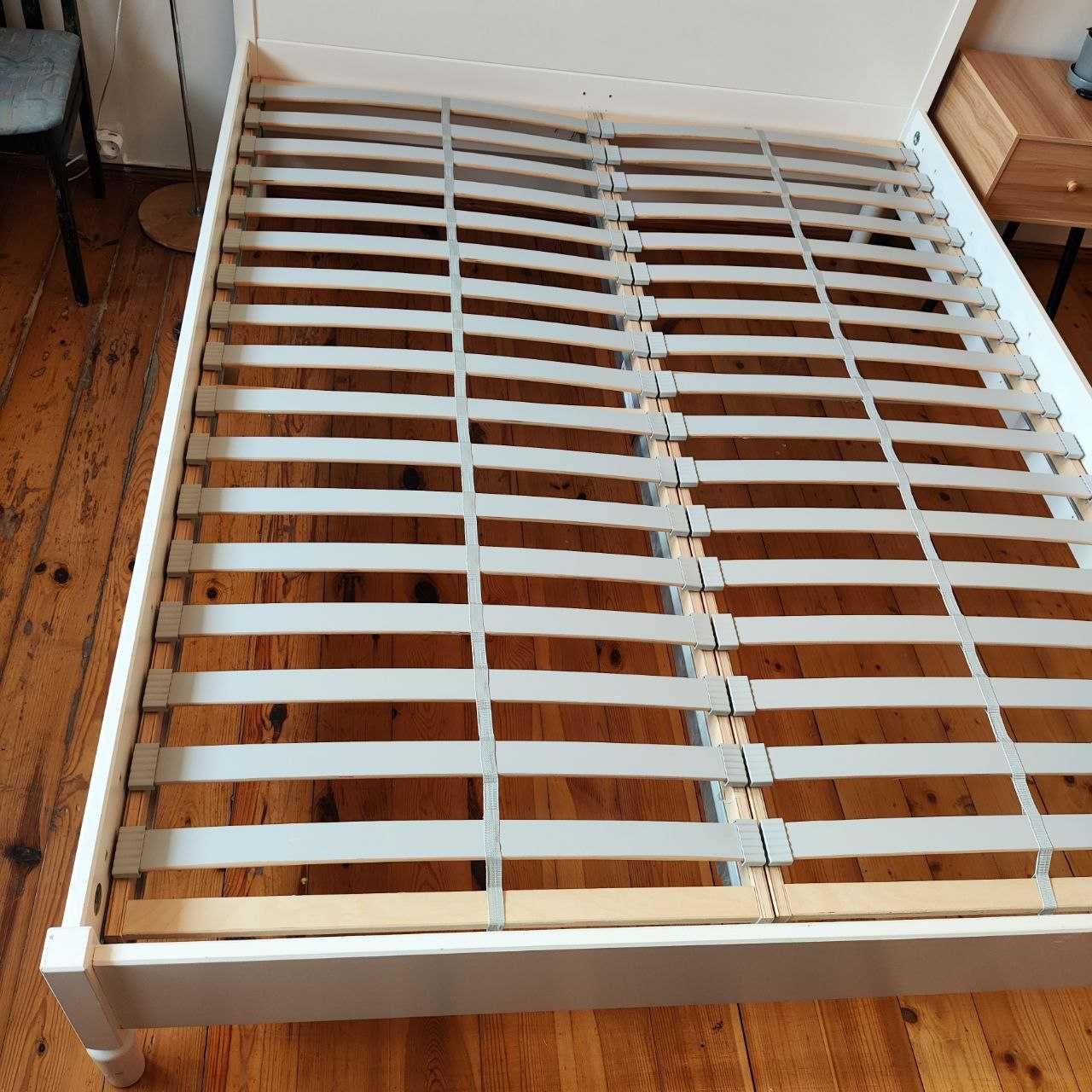 Łóżko drewniane białe Ikea 160x200 stelaż i materac