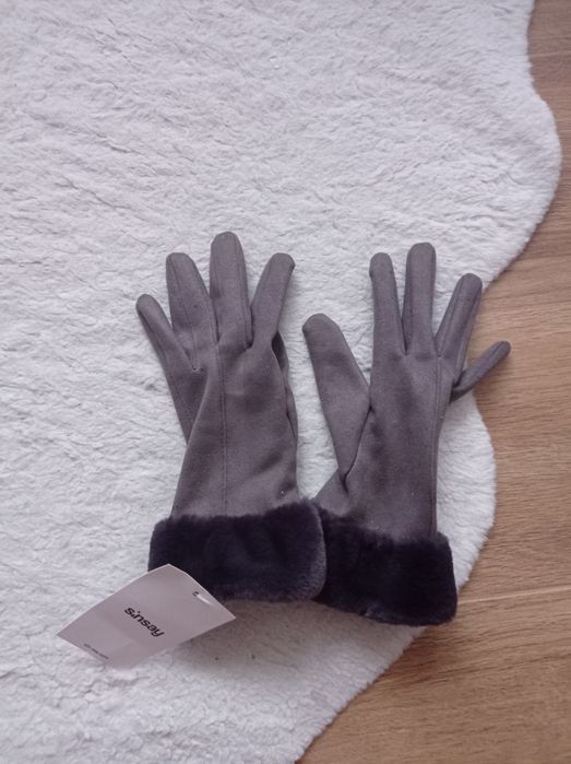 Rękawiczki szare z kożuszkiem Sinsay