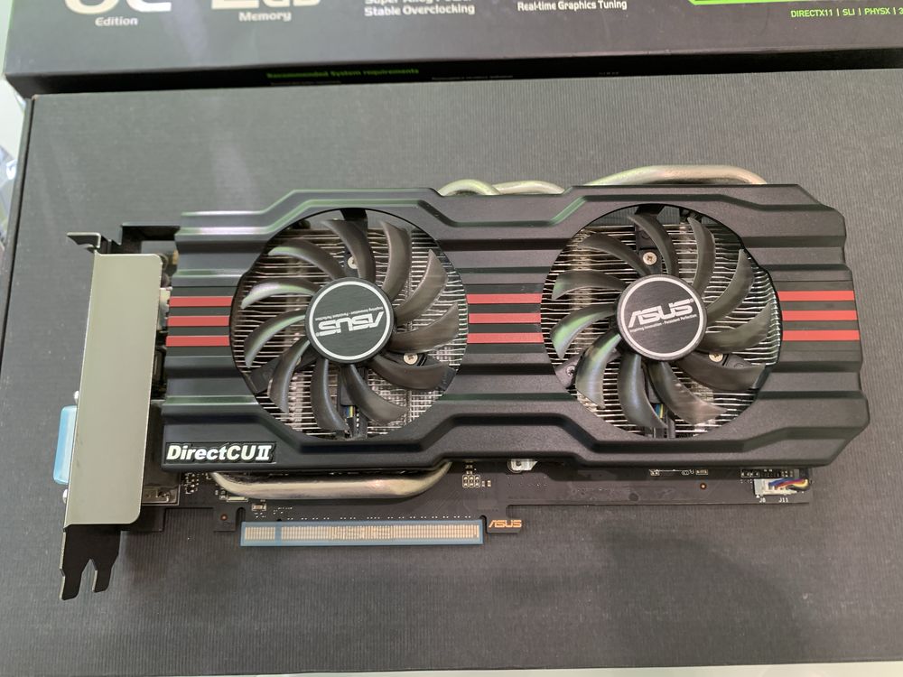 Відеокарта ASUS GeForce GTX 660 2GB GDDR5 192-bit DirectCU II OC