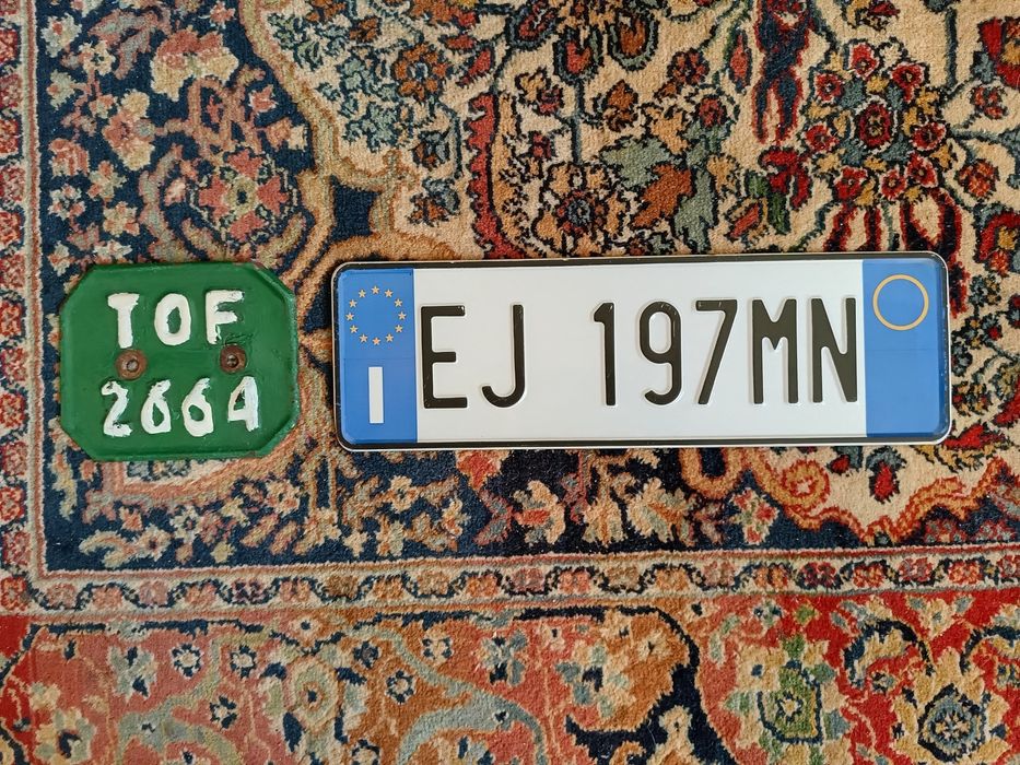 Tablice rejestracyjne kolekcjonerskie motorower PRL i Włochy