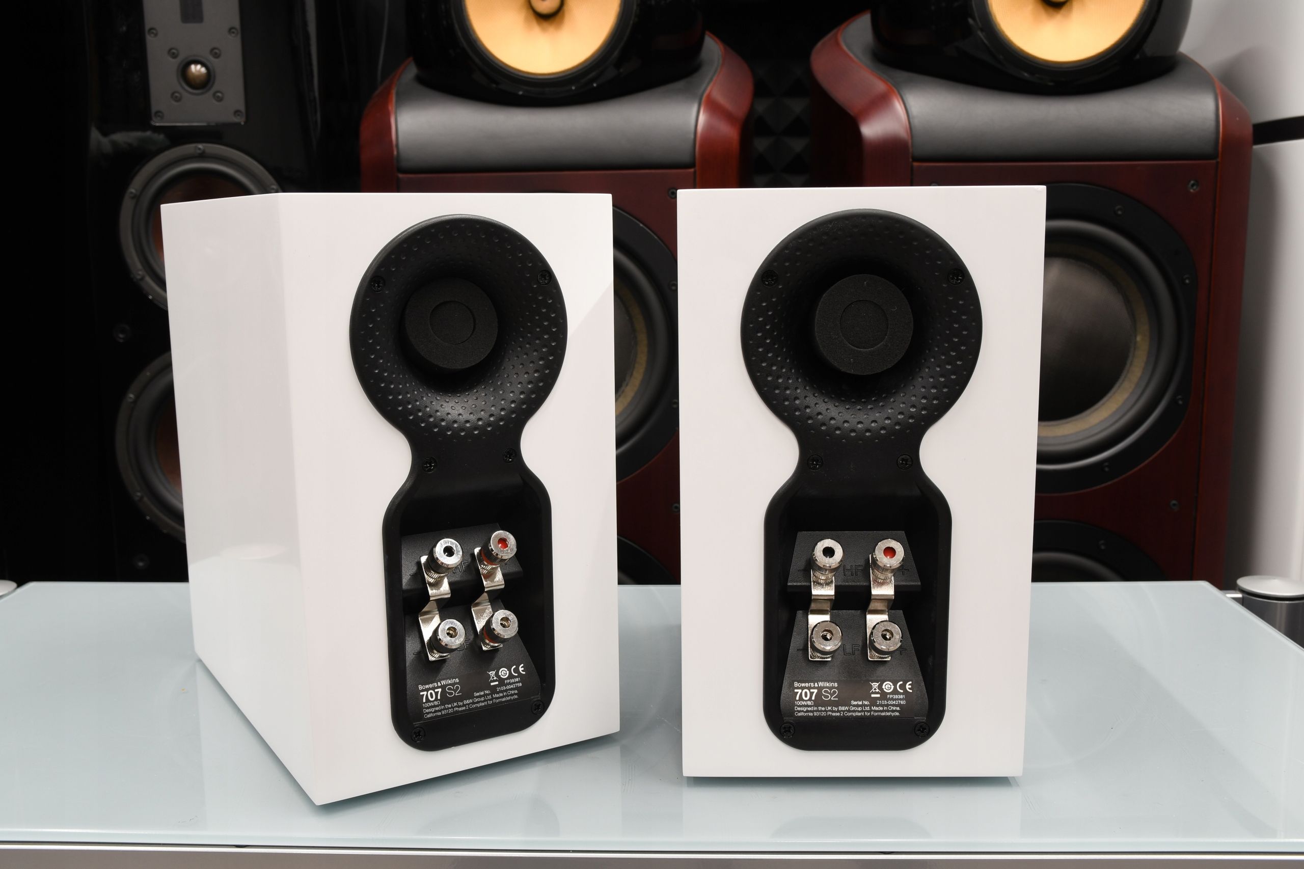 kolumny podstawkowe głośniki stereo Bowers & Wilkins B&W 707 S2