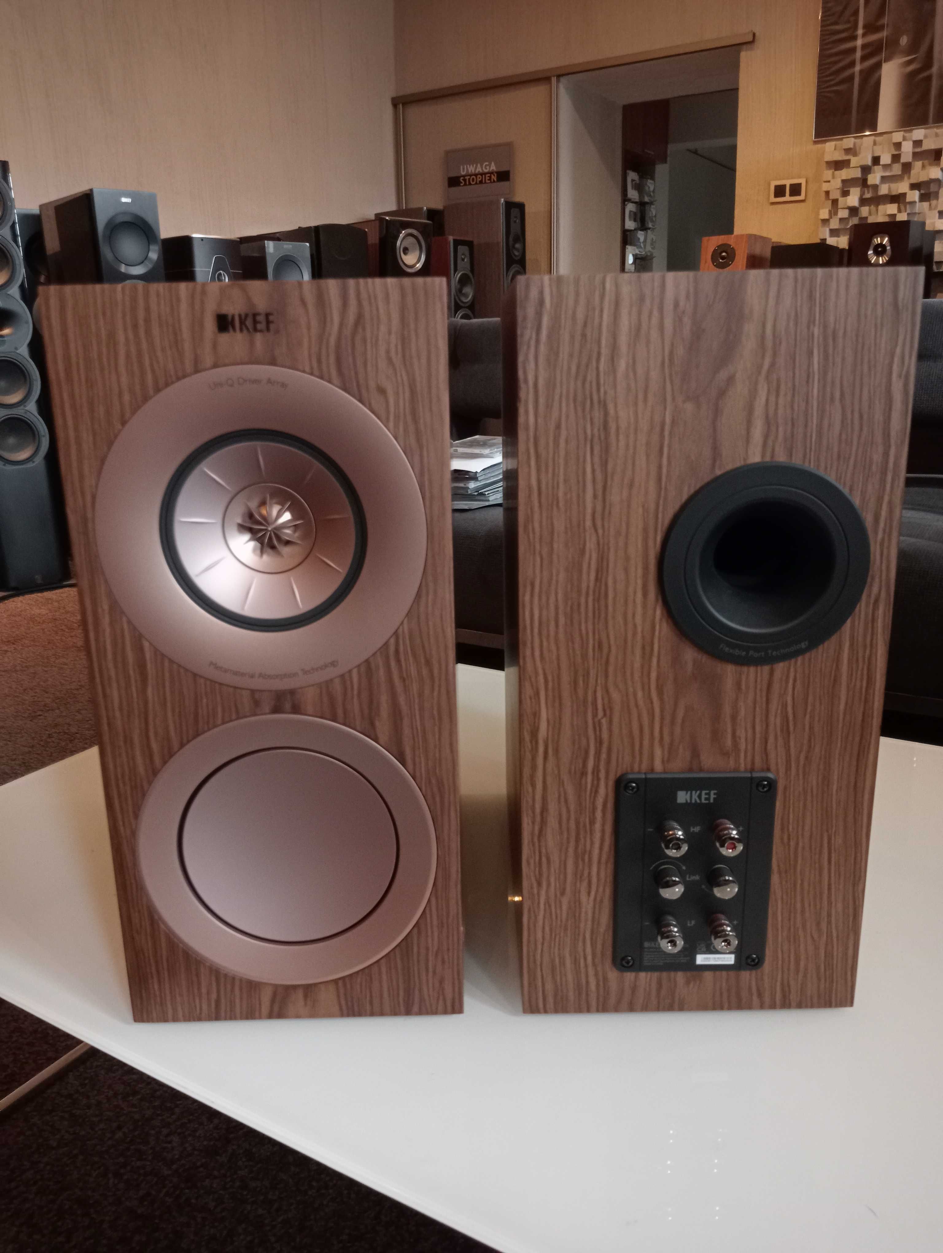 KEF R3 Meta orzech OUTLET!