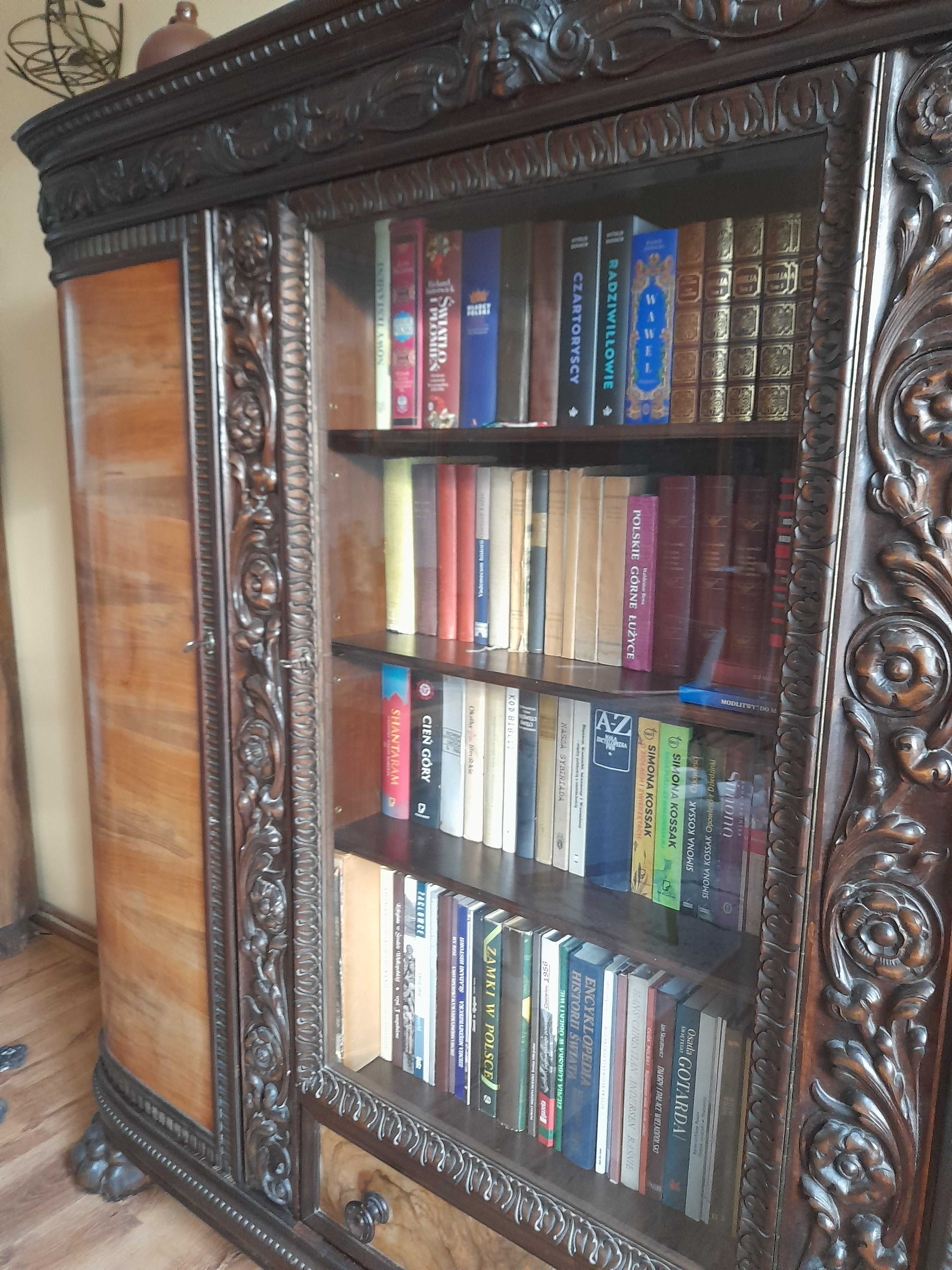 Szafa biblioteczna