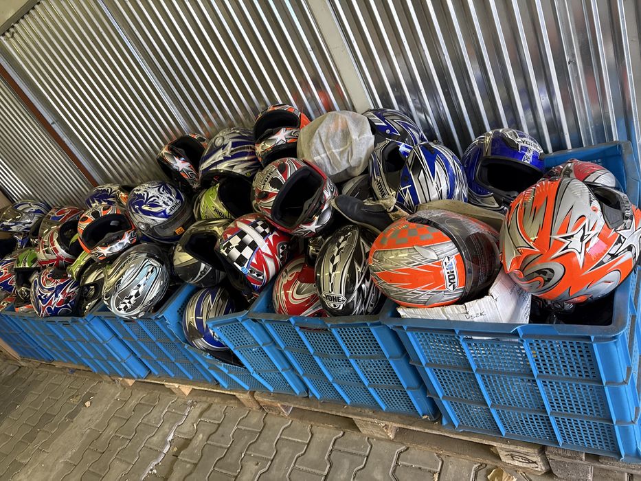 Kaski motocyklowe nowe na hulajnoge lub skurer motocykl wyprzedaz