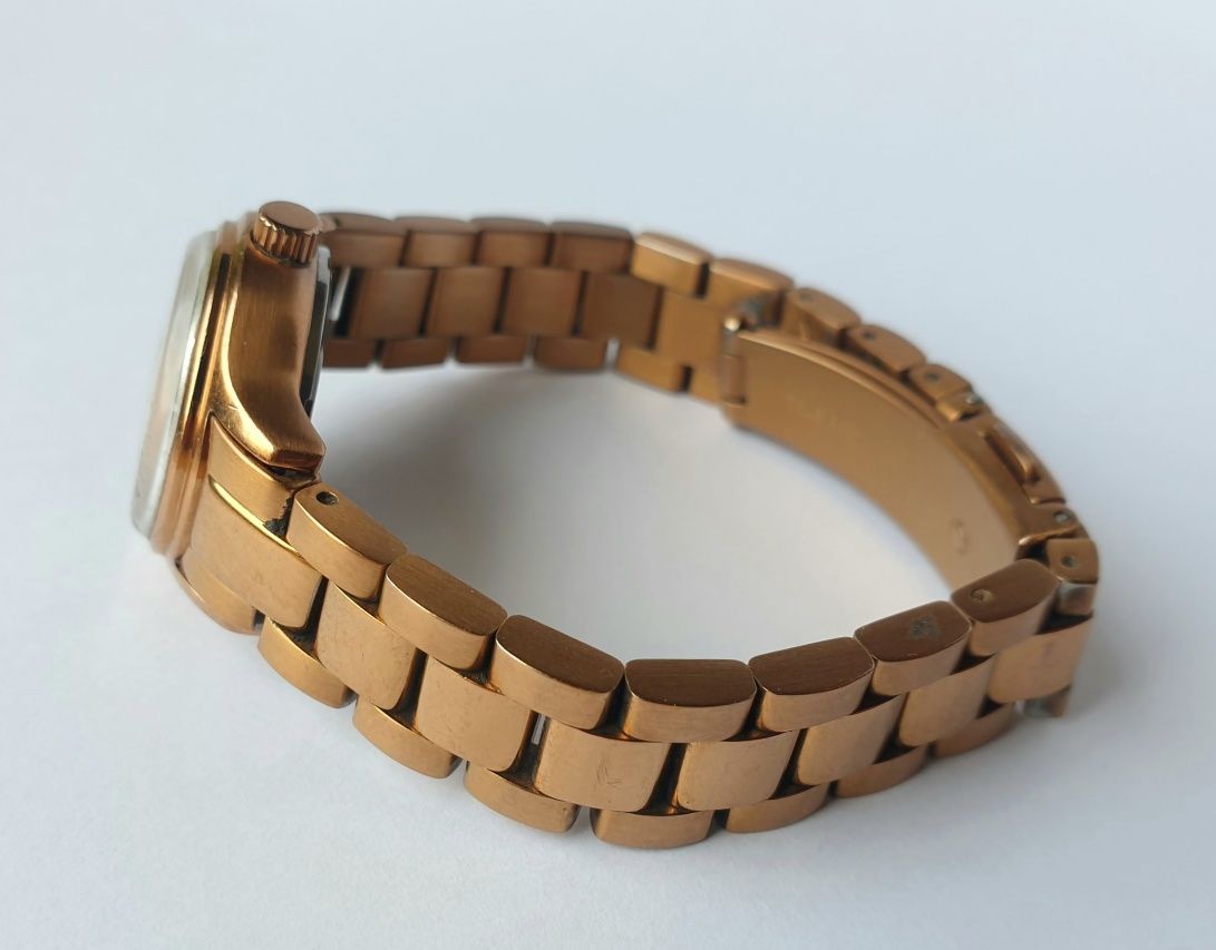 Zegarek damski Fossil złocony date-just