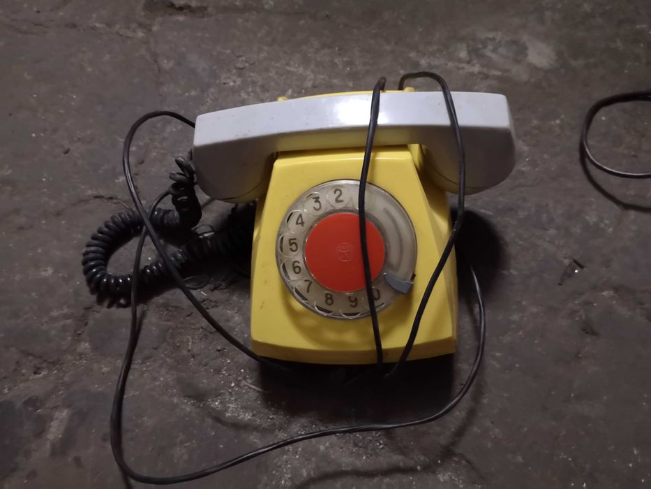 телефон дисковый желтый бу