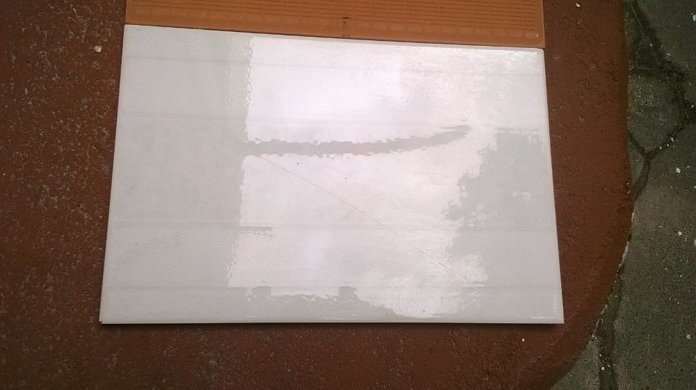 Fechos para portas, dobradiças , mosaicos e tampa gás