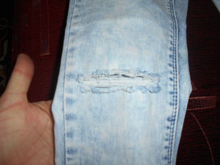 джинсы подростковые New Look. 152 р.
