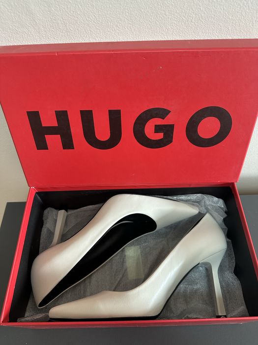 Туфлі лодочки  Hugo Boss оригінал 40-41