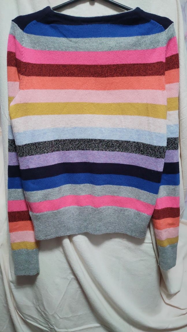 Теплый шерстяной свитер Gap