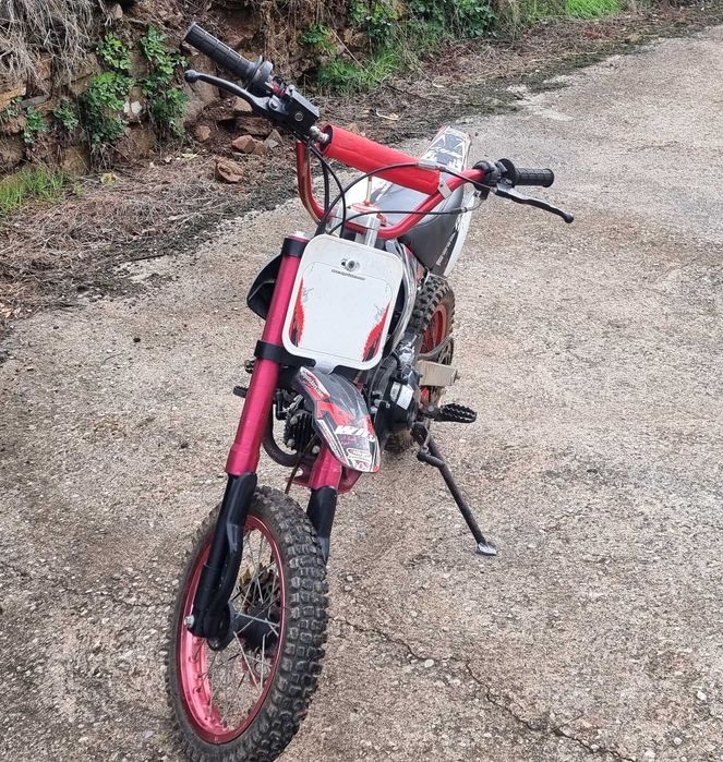 Pitbike 125cm3 com banco restaurado