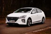 Hyundai IONIQ 1.6GDI_Hybrid_Skóra_Navi_Led_Asystent_Nowe opony_z Niemiec