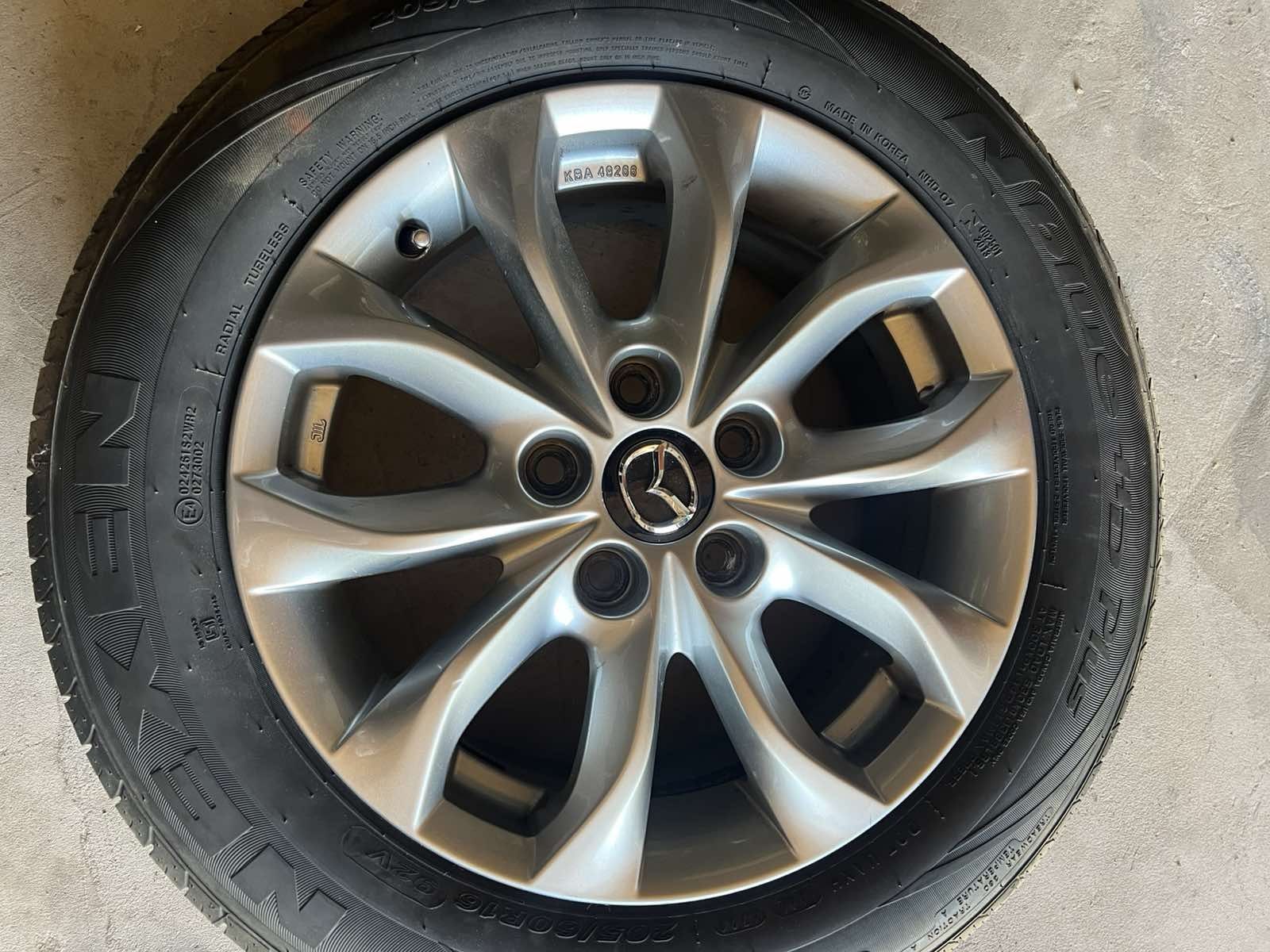 Продам Комплект б/у дисків з гумою на MAZDA 3