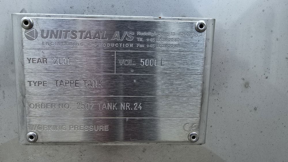 Zbiornik z mieszadłem kwasoodporny 5000 l. dwupłaszczowy nierdzewny