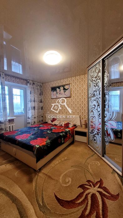 Продаж 4-кімнатної квартири на пл.Артема