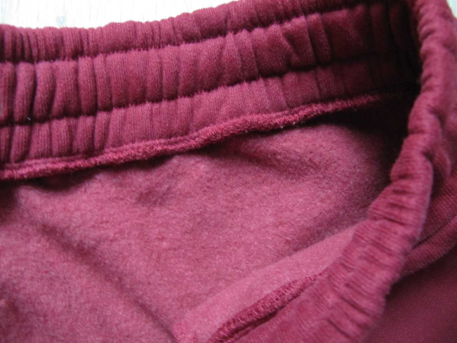 Tommy Jeans spodnie dresowe bawełniane rozmiar M/L, nowe