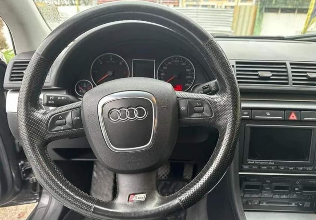 Audi A4 avant quattro s-line