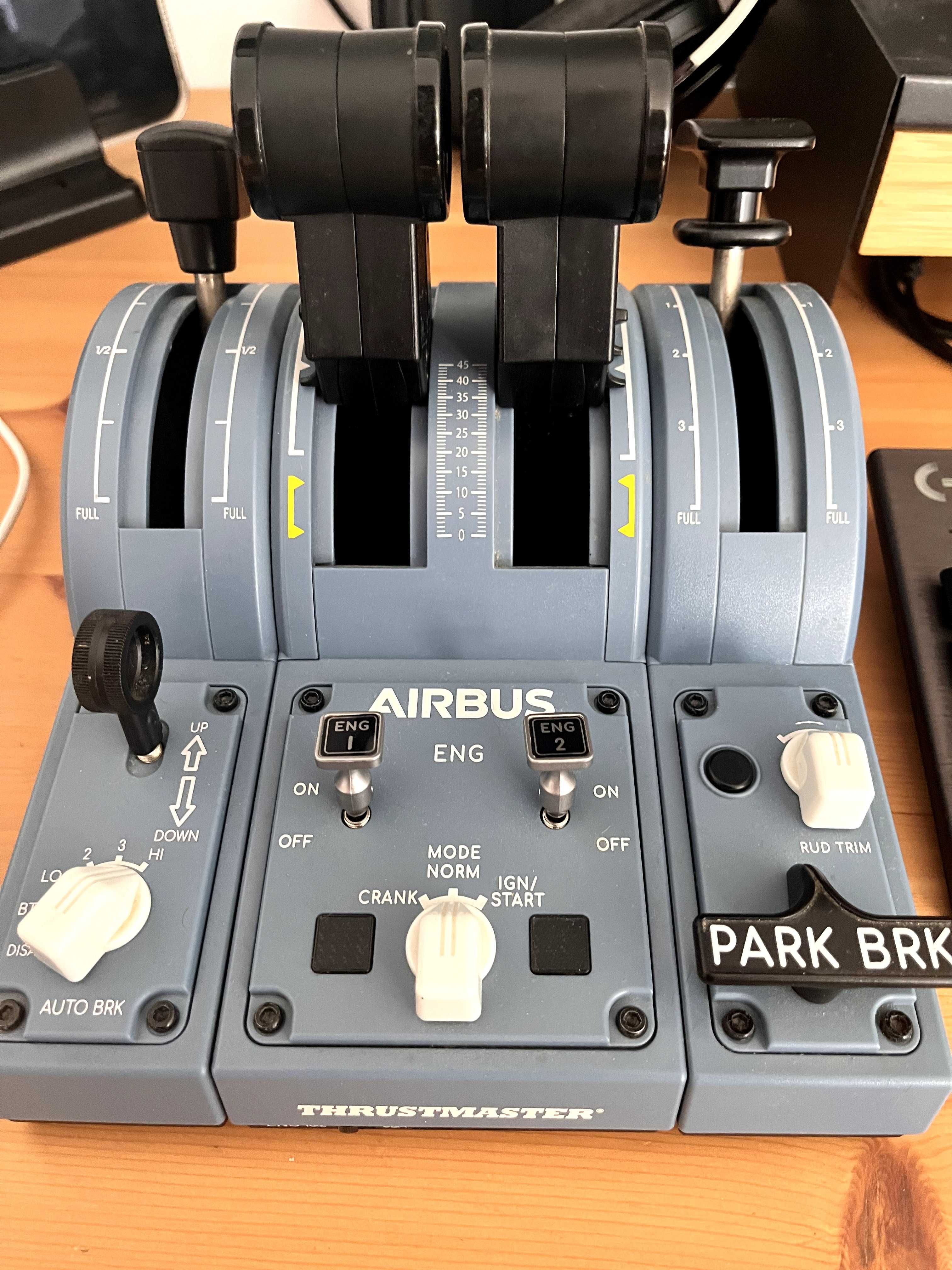 Thrustmaster TCA Quadrant com addons