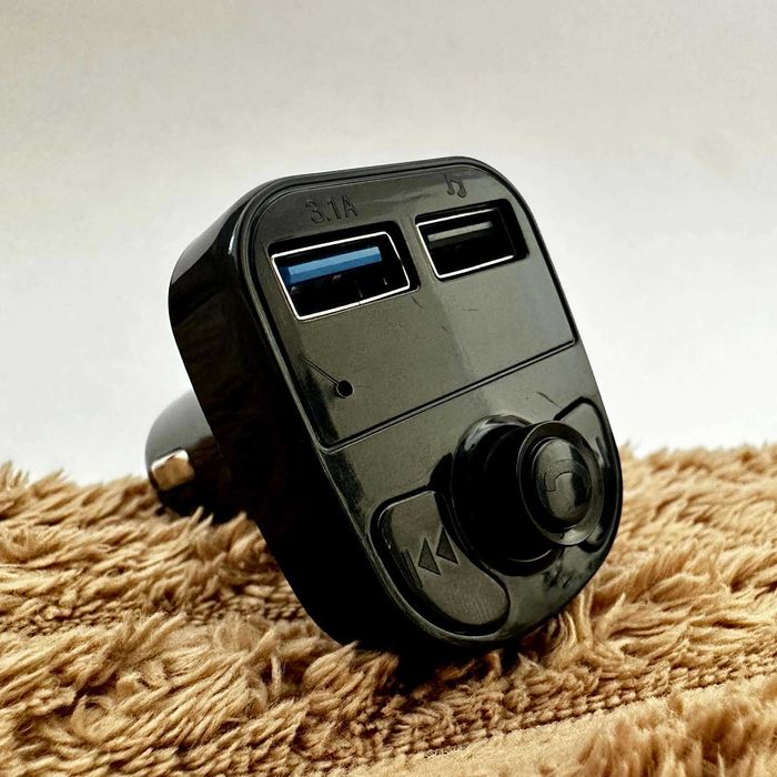 Універсальний FM-модулятор для авто з USB-зарядкою 3.1A