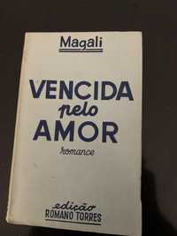 8 livros Colecção Azul. Edição Romano Torres anos 50.