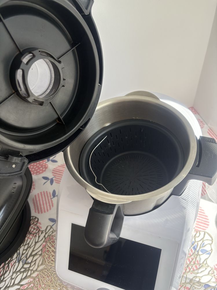 Monsieur Cuisine Smart na gwarancji, praktycznie nowy