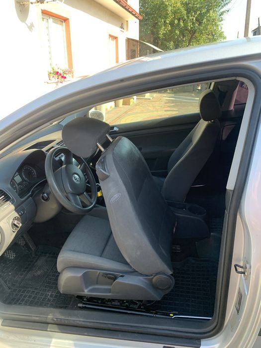 Продам volswagen golf 5 1,4бензин