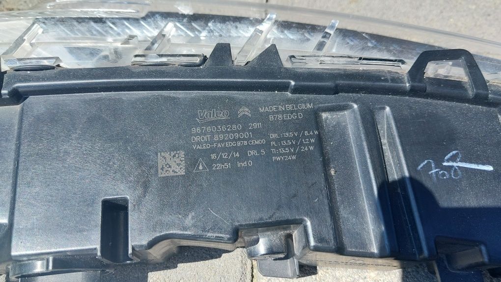 C4 Picasso II Grand Picasso 13- Lampa światła dziennego LED Prawa Lewa