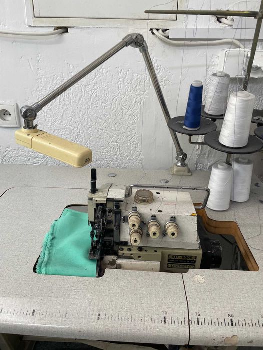 Overlock 4 nitkowy SH-6005