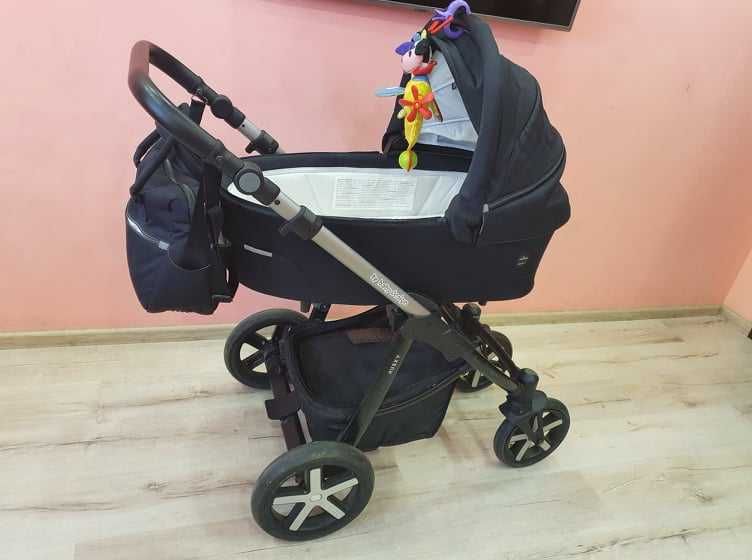 Найкраща коляска 2 в 1 Baby Design Husky Чорна