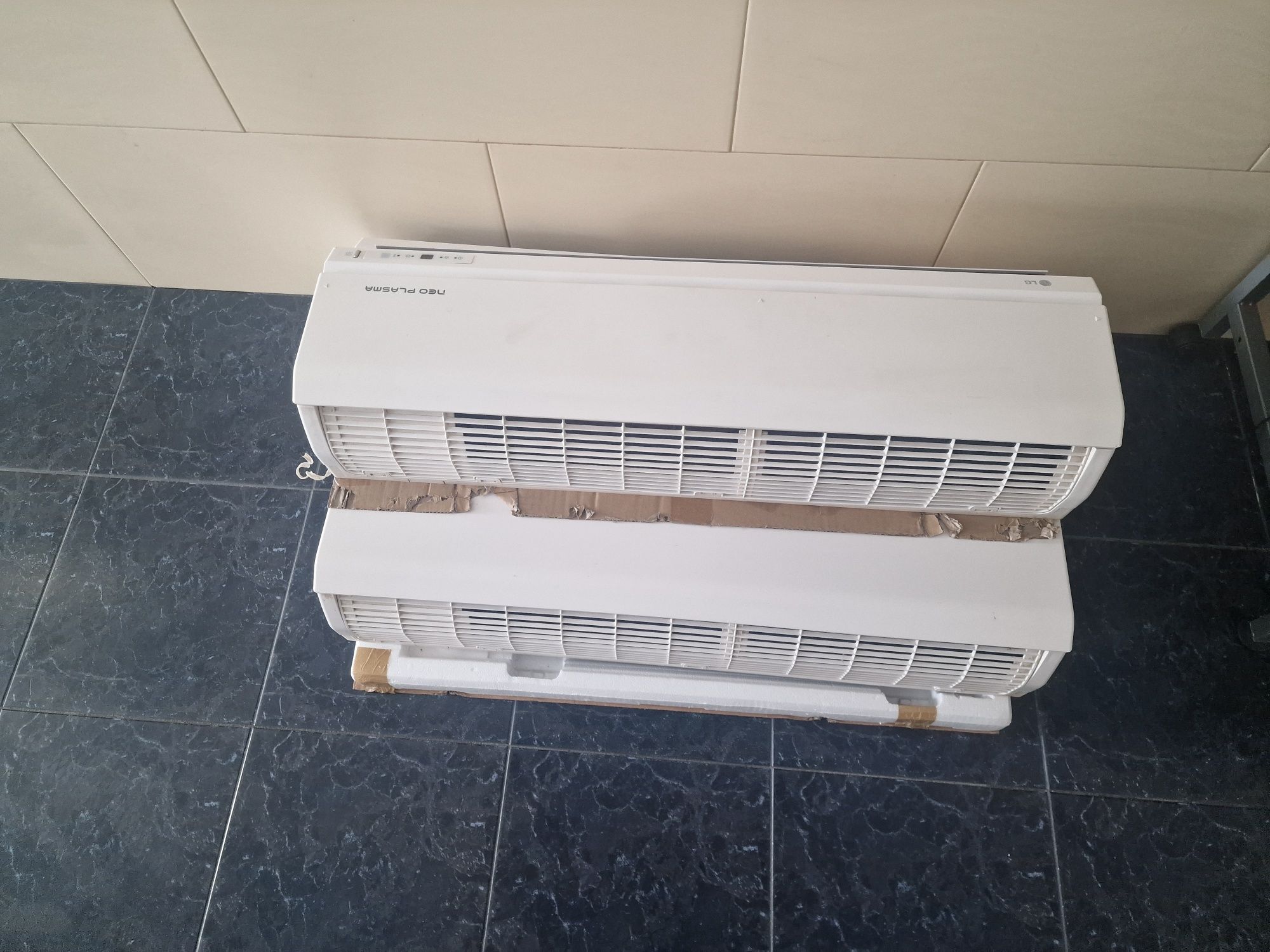 Vendo 3 aparelhos ar condicionado LG invert só interior