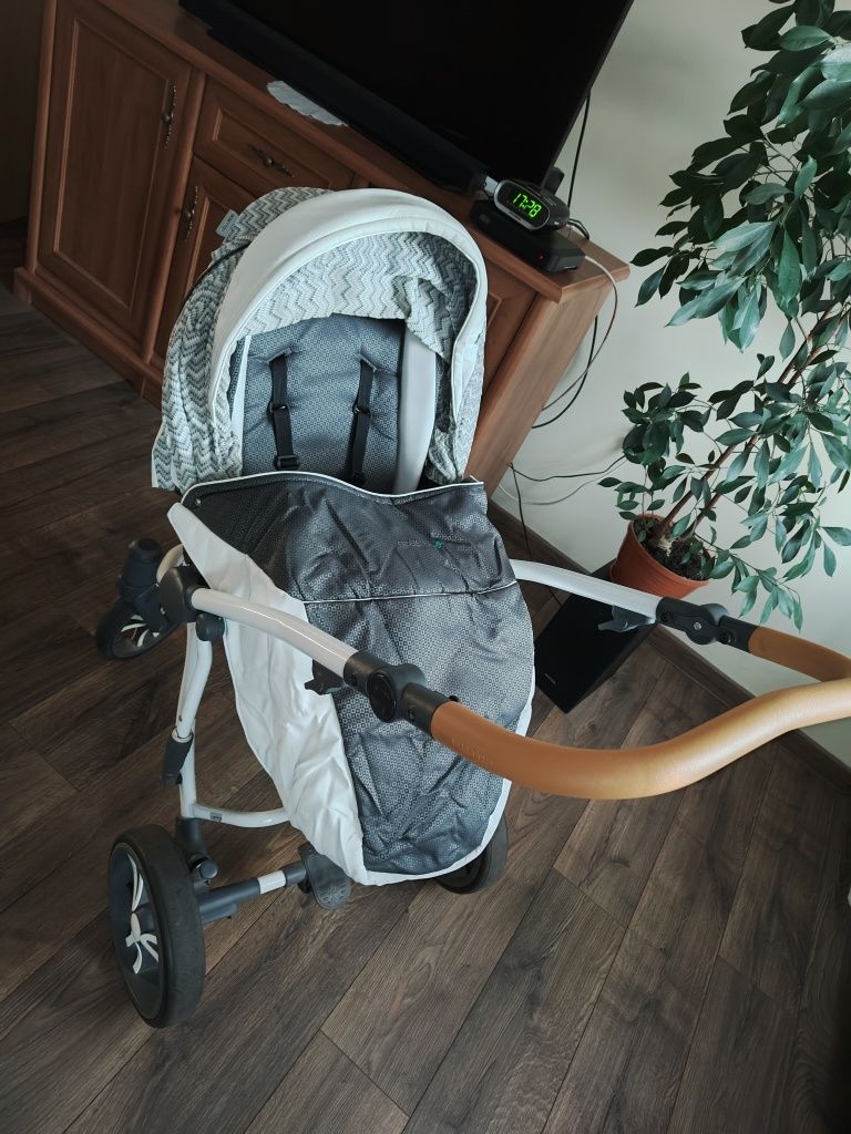 Wózek 2 w 1 Bebetto Bresso Premium Class
